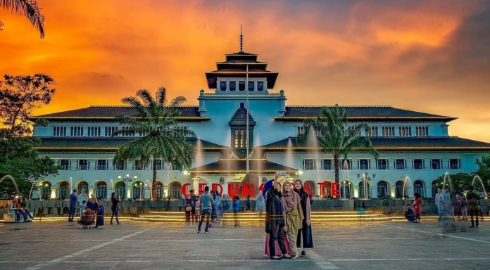 Restoran Terkenal di Bandung